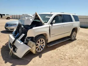 GMC Yukon DENALI 6.2L 8 2015