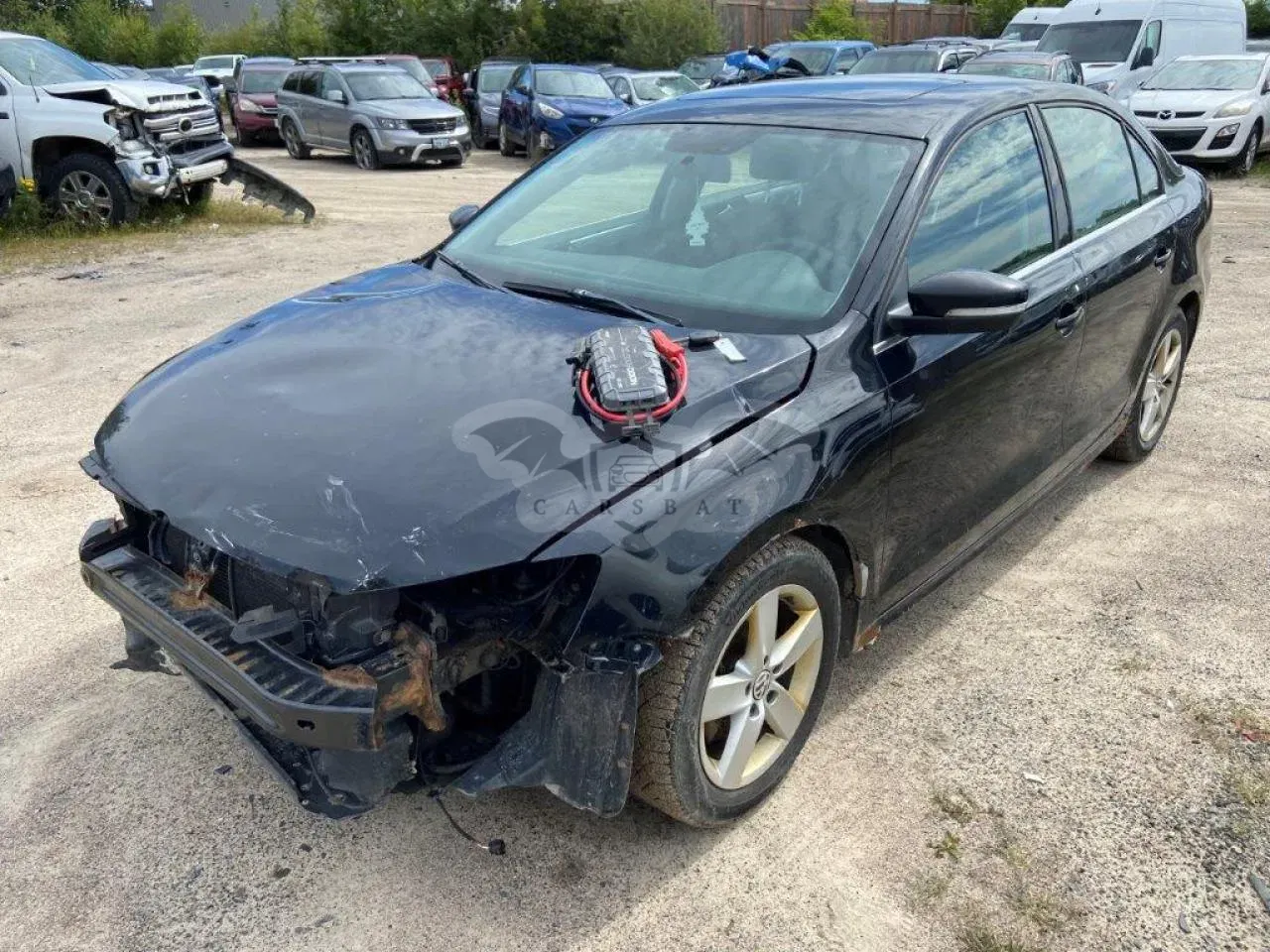 Volkswagen Jetta 2.0L 4 2013