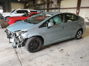 Toyota Prius 1.8L 4 2012