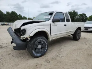 Toyota Tacoma XTRACAB PRERUNNER 2.7L 4 2000