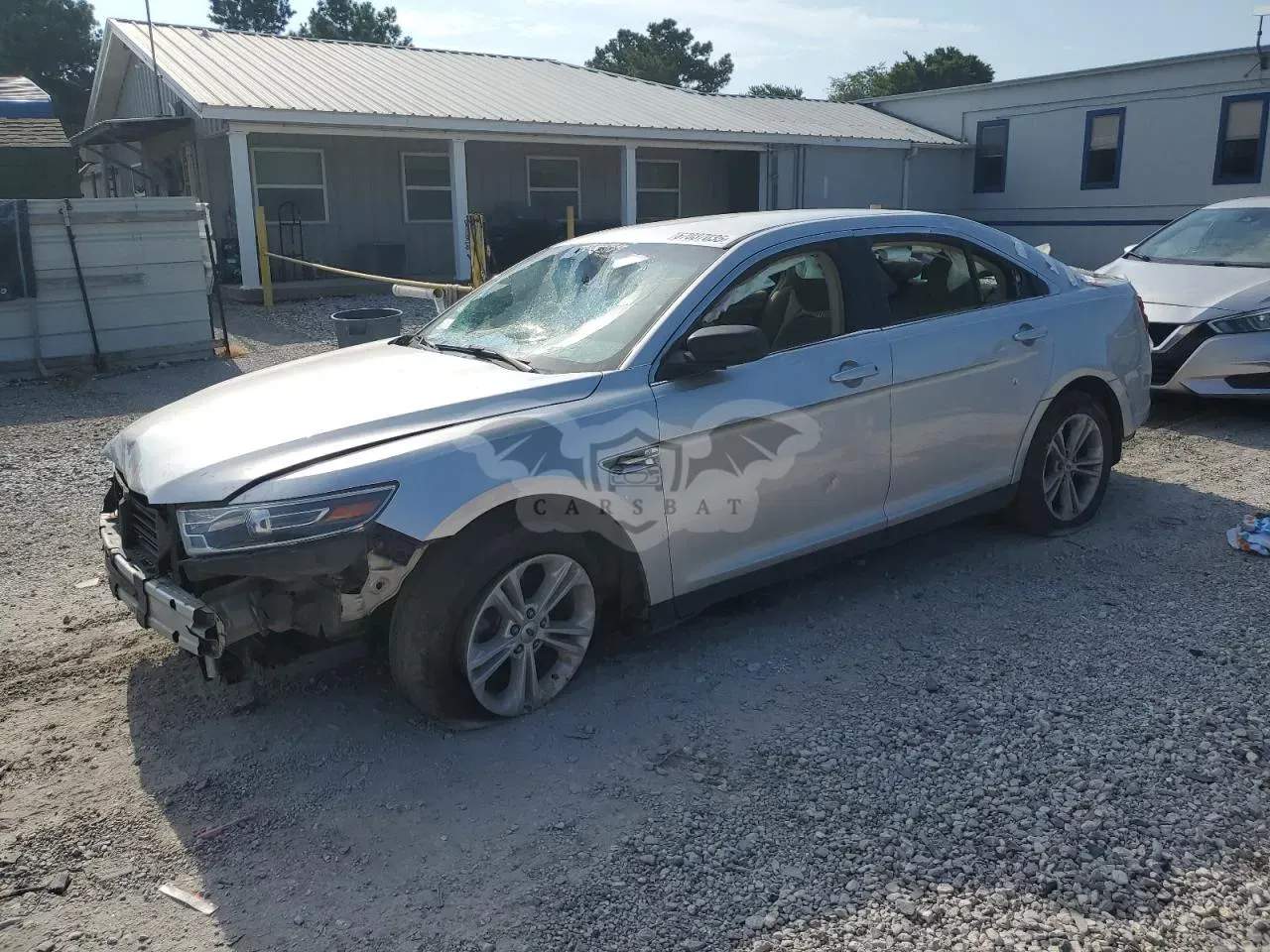 Ford Taurus SE 3.5L 6 2018