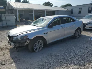 Ford Taurus SE 3.5L 6 2018