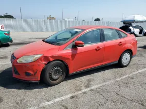 Ford Focus SE 2.0L 4 2014