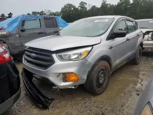 Ford Escape S 2.5L 4 2017