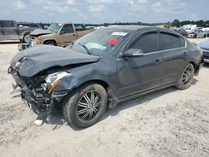 Nissan Altima SR 3.5L 6 2012
