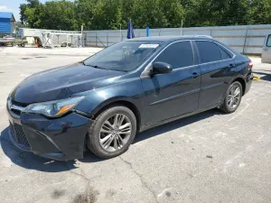 Toyota Camry LE 2.5L 4 2017