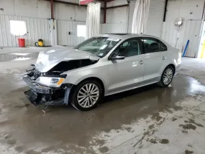 Volkswagen Jetta SEL 2.5L 5 2011