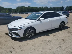 Hyundai Elantra SEL 2.0L 4 2025