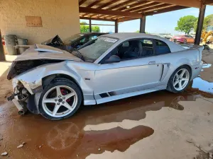 Ford Mustang GT 4.6L 8 2002