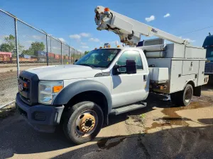 Ford F-450 6.8L 10 2015