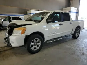 Nissan Titan 5.6L 8 2012