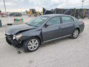 Toyota Avalon BASE 3.5L 6 2012