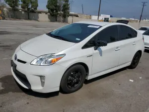 Toyota Prius 1.8L 4 2015