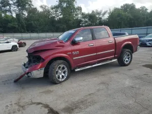 RAM 1500 LARAMIE 5.7L 8 2015
