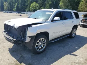 GMC Yukon DENALI 6.2L 8 2017