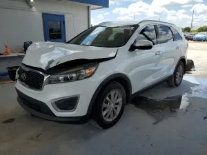 Kia Sorento LX 2.4L 4 2017