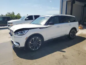 Lincoln Aviator RESERVE 3.0L 6 2023