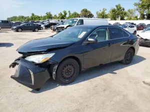 Toyota Camry LE 2.5L 4 2015