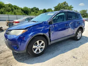 Toyota Rav4 LE 2.5L 4 2014
