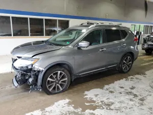 Nissan Rogue SV 2.5L 4 2017