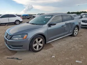 Volkswagen Passat SE 2.5L 5 2012