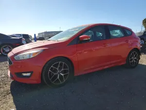 Ford Focus SE 2.0L 4 2016