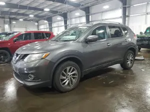 Nissan Rogue S 2.5L 4 2015