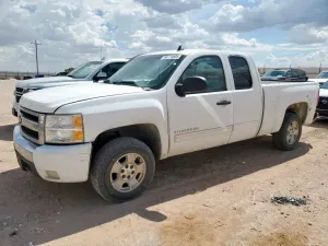 Chevrolet Silverado 1500 C1500 LT 5.3L 8 2011