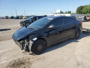 Hyundai Elantra SE 1.8L 4 2016