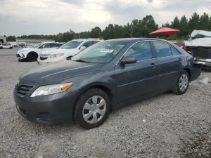 Toyota Camry BASE 2.5L 4 2010