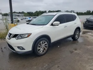 Nissan Rogue S 2.5L 4 2014