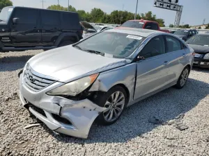 Hyundai Sonata SE 2.4L 4 2011