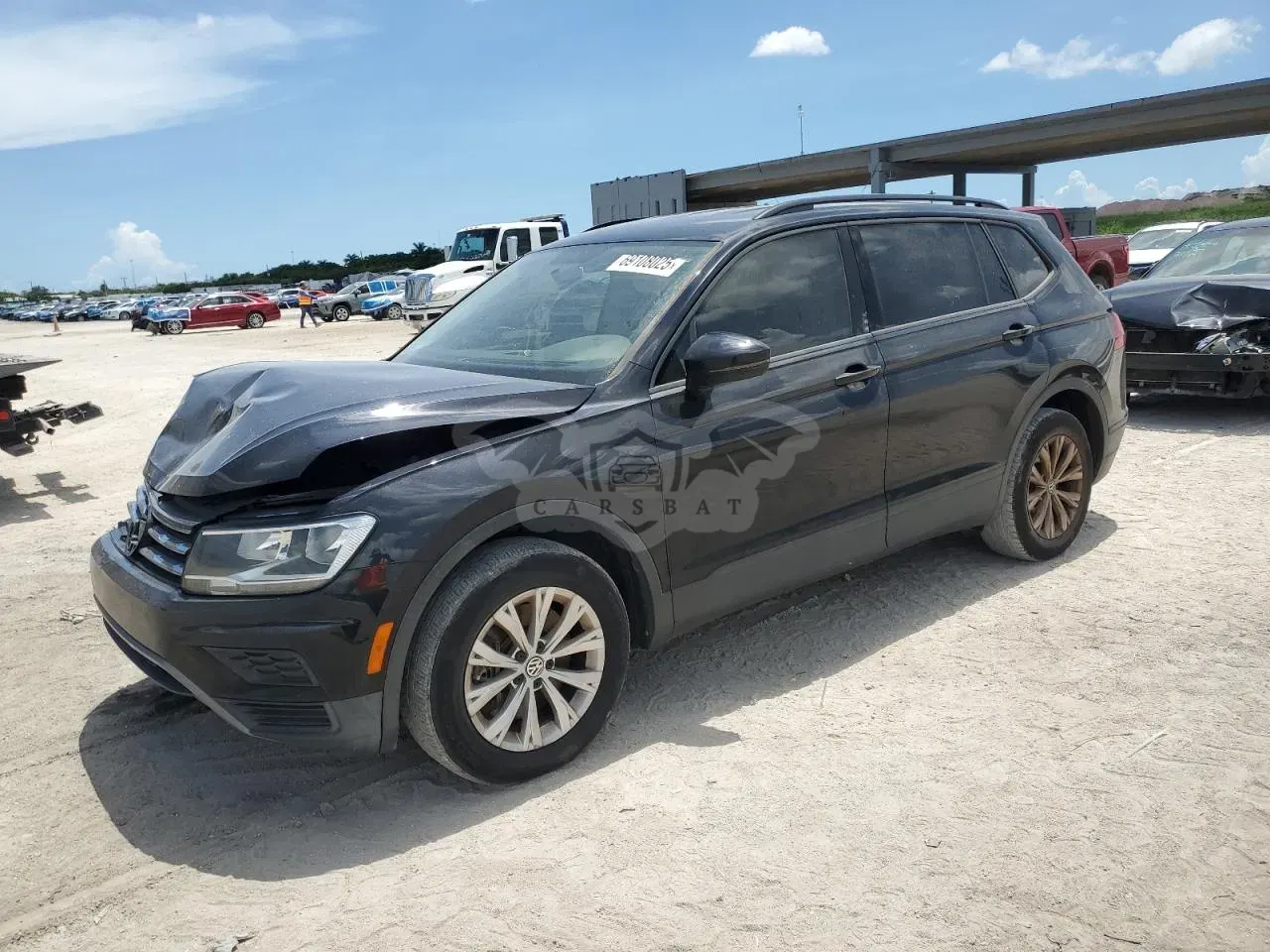 Volkswagen Tiguan S 2.0L 4 2019