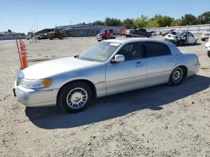 Lincoln Town Car CARTIER 4.6L 8 2002