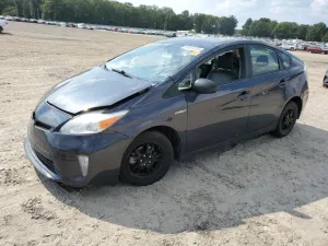Toyota Prius 1.8L 4 2013