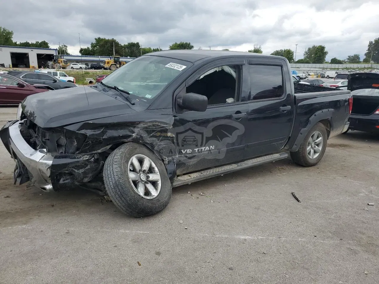 Nissan Titan S 5.6L 8 2015