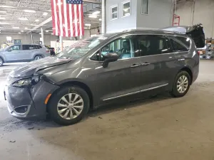 Chrysler Pacifica TOURING L 3.6L 6 2018