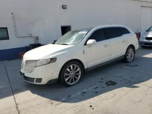 Lincoln MKT 3.5L 6 2012