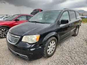 Chrysler Town & Country TOURING 3.6L 6 2013