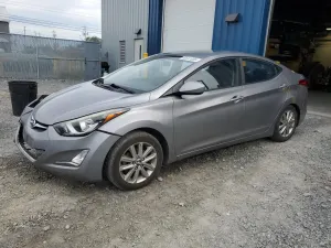 Hyundai Elantra SE 1.8L 4 2015