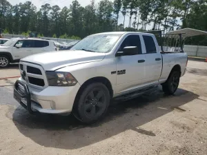 RAM 1500 ST 5.7L 8 2018