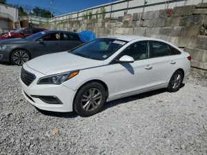 Hyundai Sonata SE 2.4L 4 2017