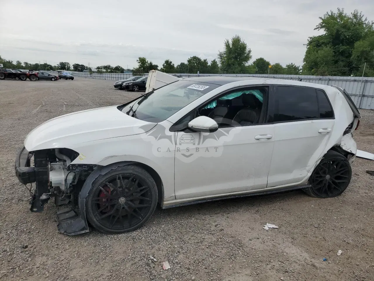 Volkswagen Golf S/SE 2 L 4 2016