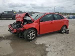 Ford Focus SE 2.0L 4 2015