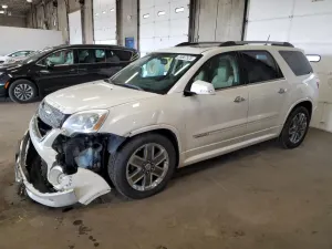 GMC Acadia DENALI 3.6L 6 2011
