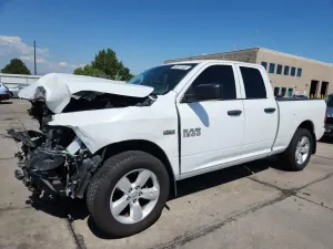 RAM 1500 ST 5.7L 8 2013