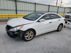 Hyundai Sonata SE 2.4L 4 2012
