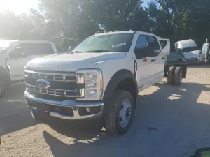 Ford F550 SUPER DUTY 6.7L 8 2023