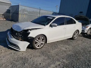Volkswagen Jetta SE 1.4L 4 2016