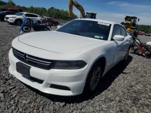 Dodge Challenger SE 3.6L 6 2015